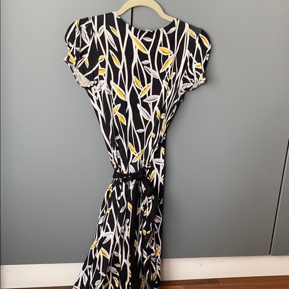 Diane vonFurstenberg wrap dress - Picture 3 of 4